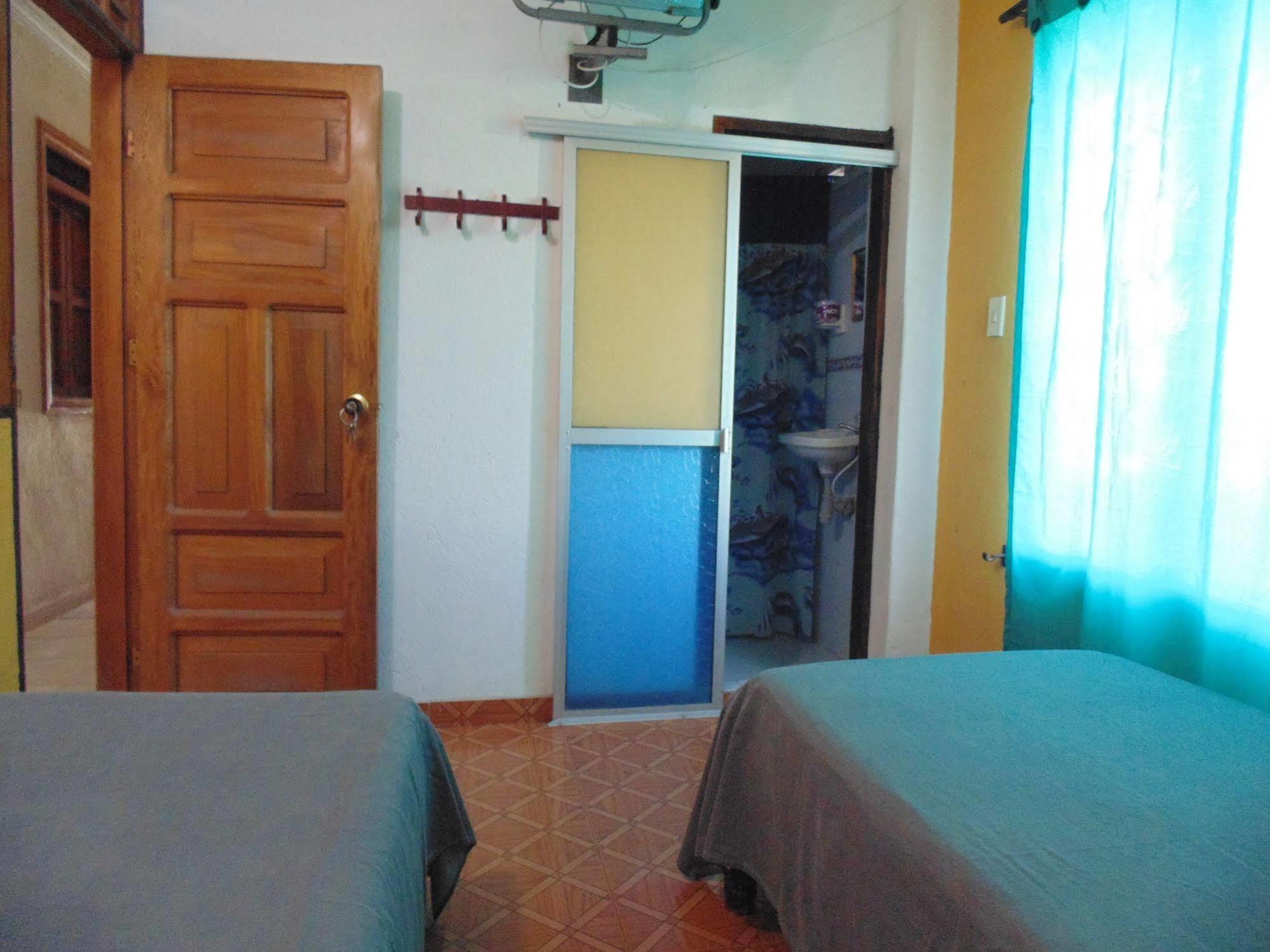 Hospederia Casa Familiar Hotel Santa Marta  Exterior photo